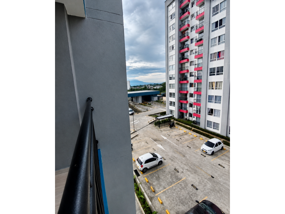 Lindo apartamento de 3 dormitorios en Condina