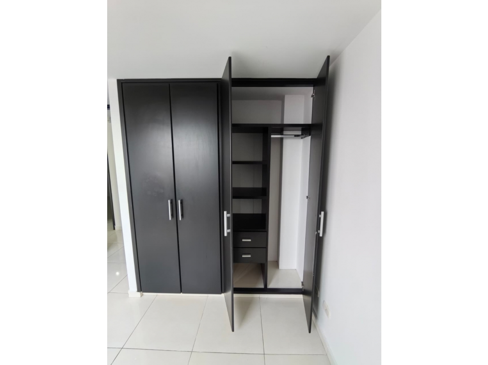 Lindo apartamento en Pereira, Tres dormitorios. — foto 4