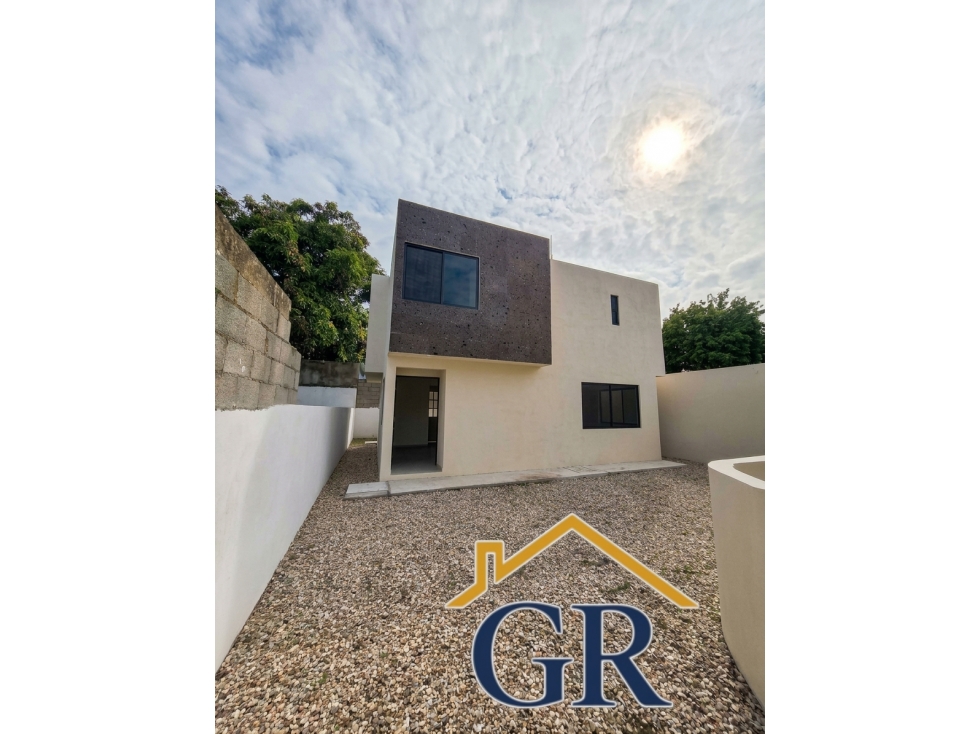 CASA EN VENTA COL. LUCIO BLANCO, MADERO 1111-1282 B (ATRAS)