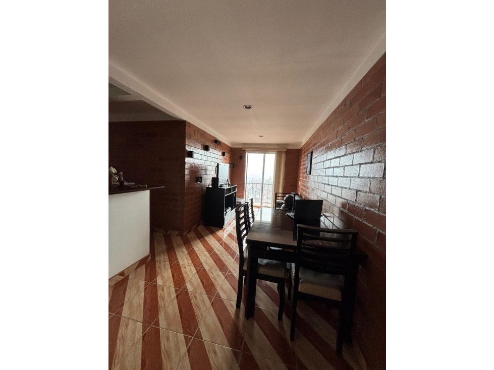 APARTAMENTO EN VENTA SECTOR CHIPRE — foto 2
