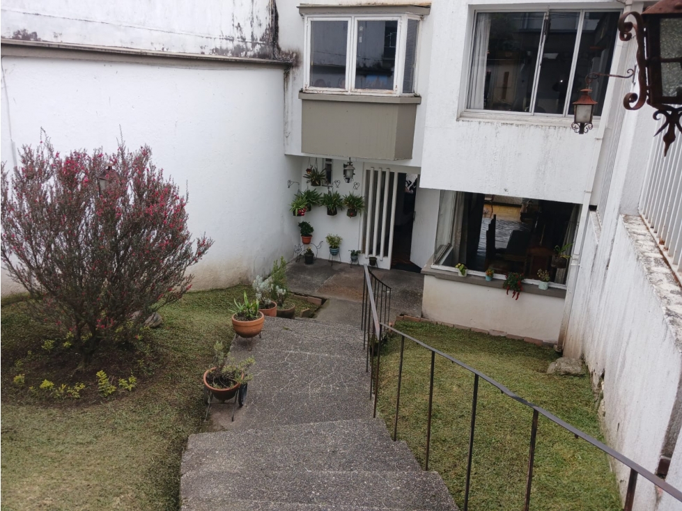 HERMOSA CASA EN VENTA SECTOR DE BELEN
