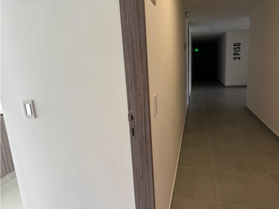 HERMOSO APTO PARA LA RENTA EN MILAN — foto 2