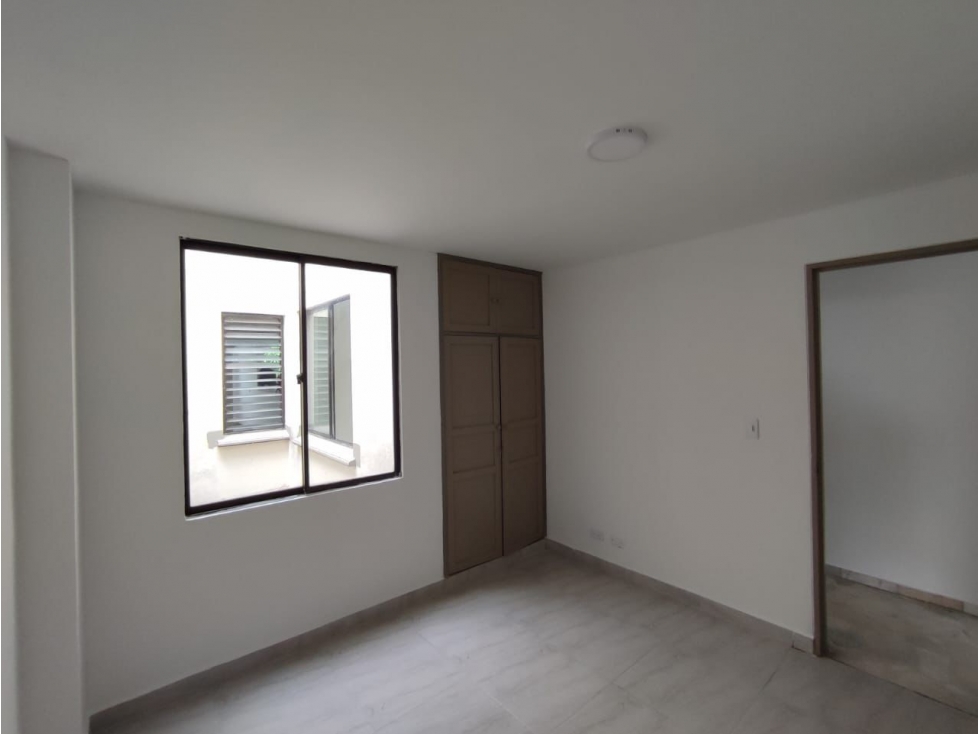 ¡Oportunidad Ãnica! Apartamento en Excelente Zona a Precio de Remate — foto 3