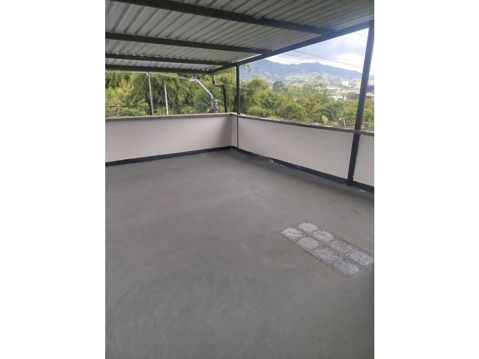 Casa en venta con potencial de expansión y renta en Dosquebradas — foto 2