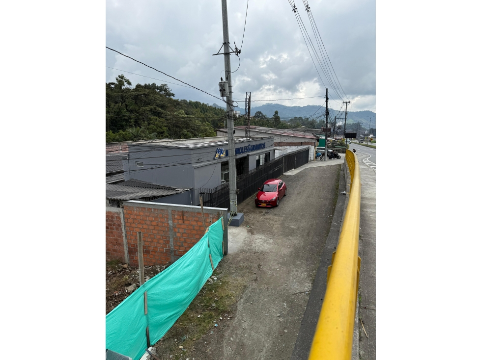 SE VENDE LOTE PARA INVERSIÓN EN SECTOR MALTERIA — foto 5