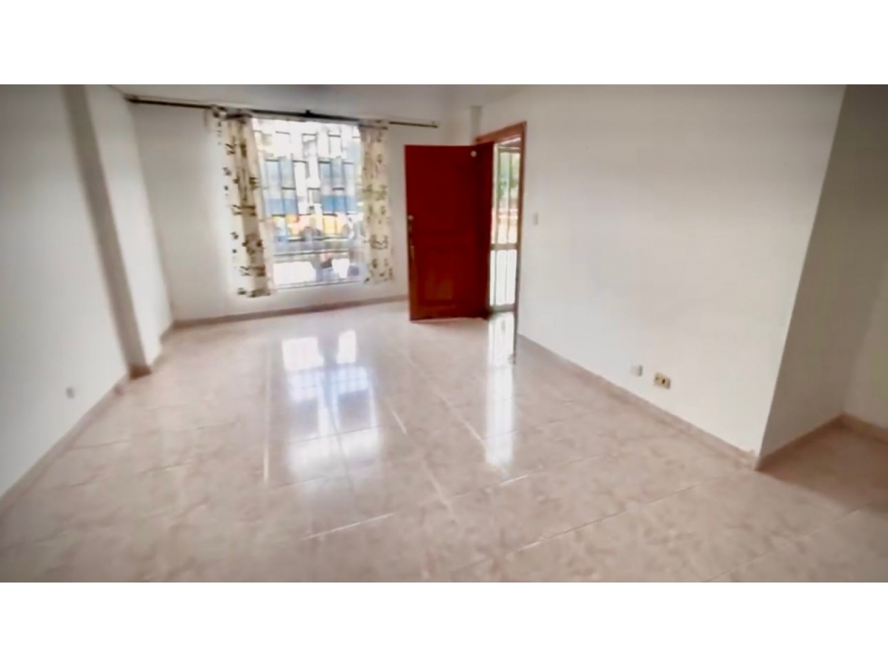 Apartamento dúplex en venta Barrio Maraya