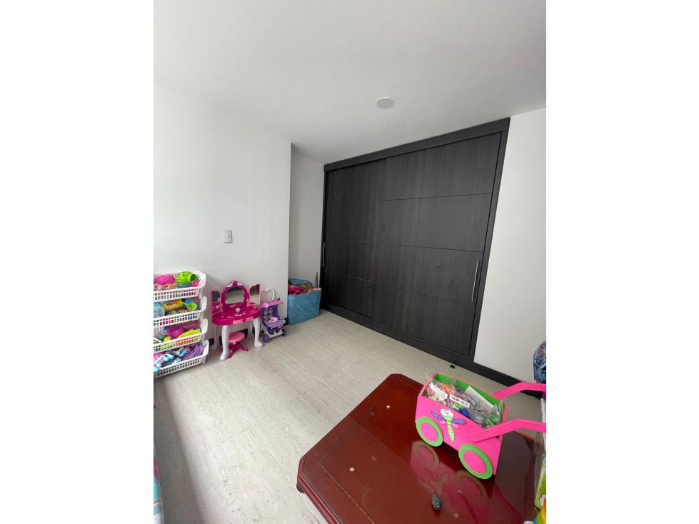 MARAVILLOSO APARTAMENTO EN SECTOR DE COLISEO — foto 4