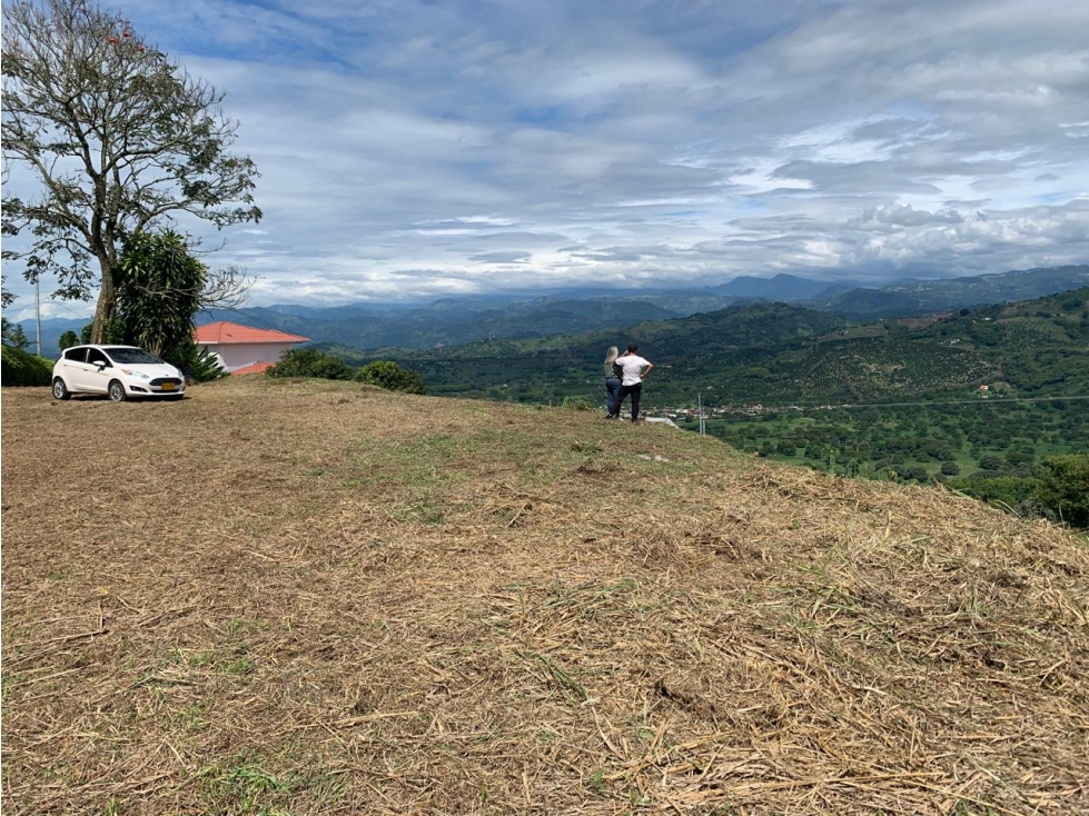 VENDO LOTE DE 4000 M2 EN SANTAGUEDA — foto 4