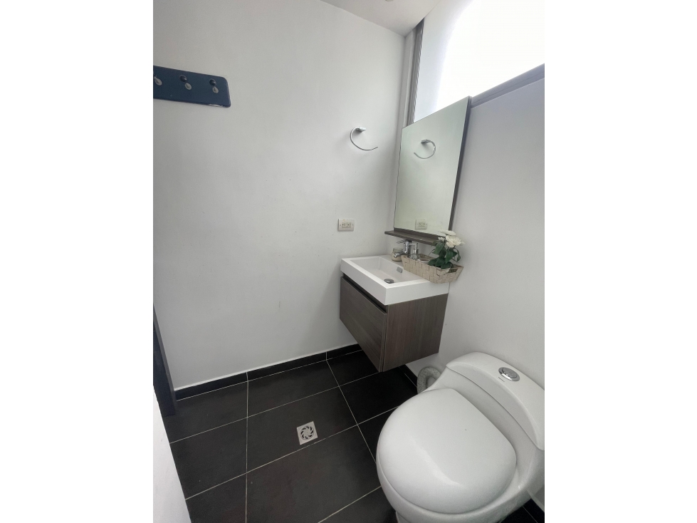 MARAVILLOSO APARTAMENTO EN SECTOR DE COLISEO — foto 5
