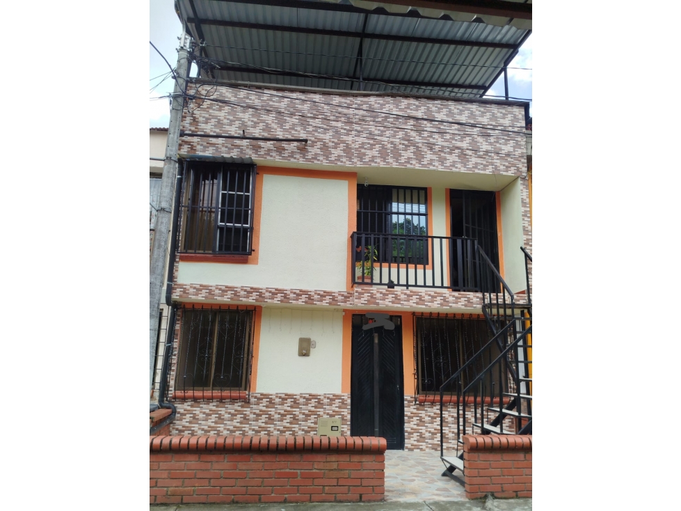 Casa en venta con potencial de expansión y renta en Dosquebradas