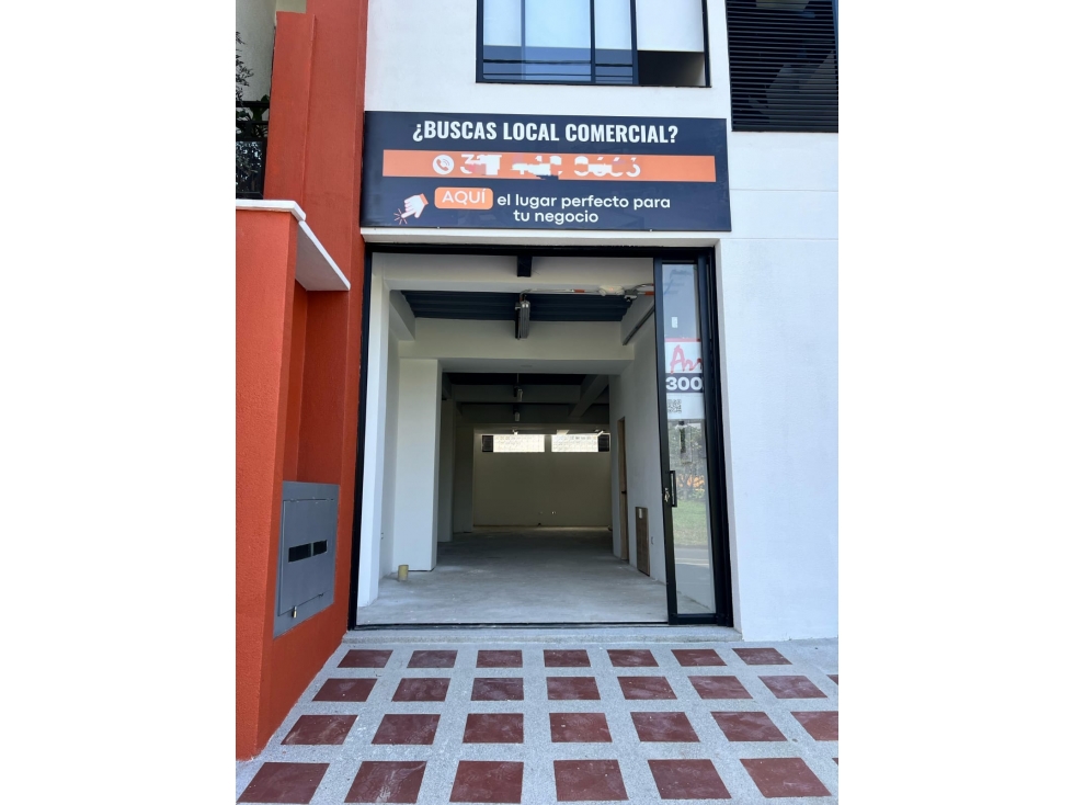 Zona estratégica + visibilidad total = el local ideal para tu negocio - 1