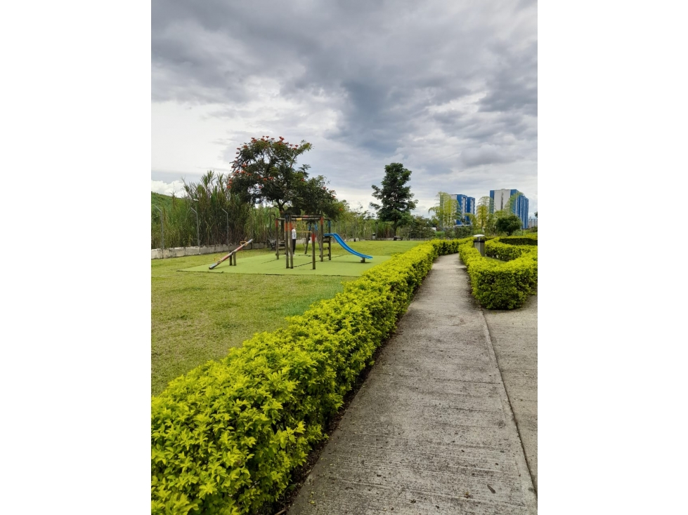 Apartamento hermoso, lleno de luz en Alquiler en Pereira — foto 3