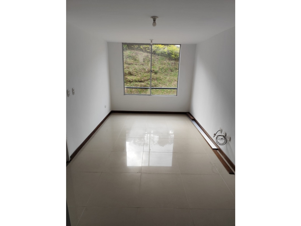 EN VENTA APARTAMENTO PUERTAS DEL SOL