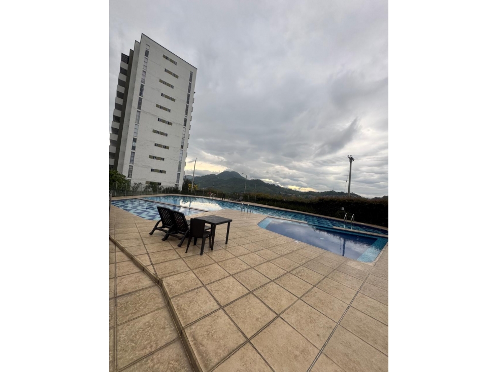 SE VENDE APTO EN MAJESTIC CENTRAL PARK DOSQUEBRADAS