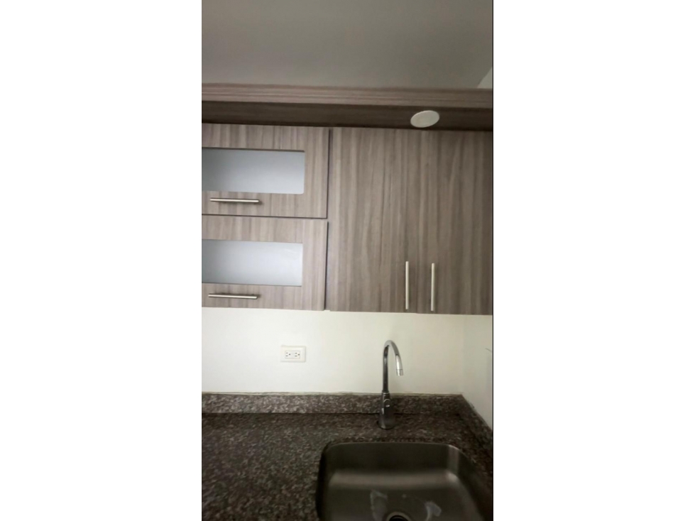 APARTAMENTO EN VENTA BARRIO LA FRANCIA — foto 3