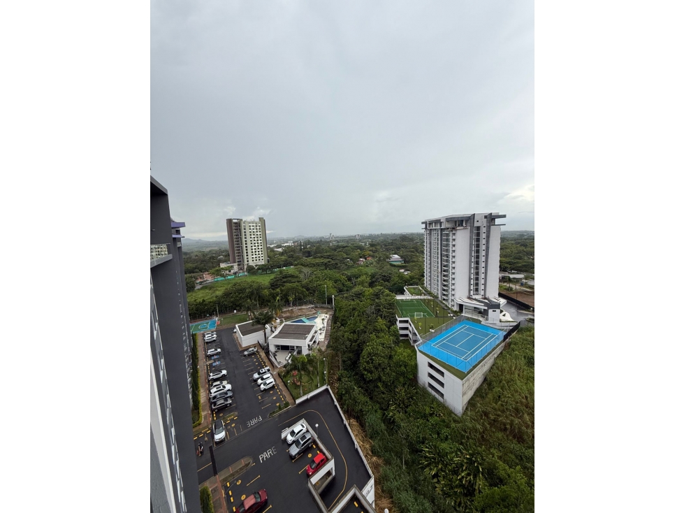 Apto amoblado en arriendo con balcón gigante y vista de ensueño