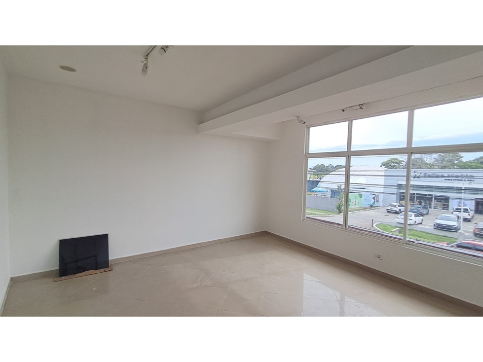 Local Planta Alta Edificio Bihai Plaza Frente Vía Boquete — foto 5