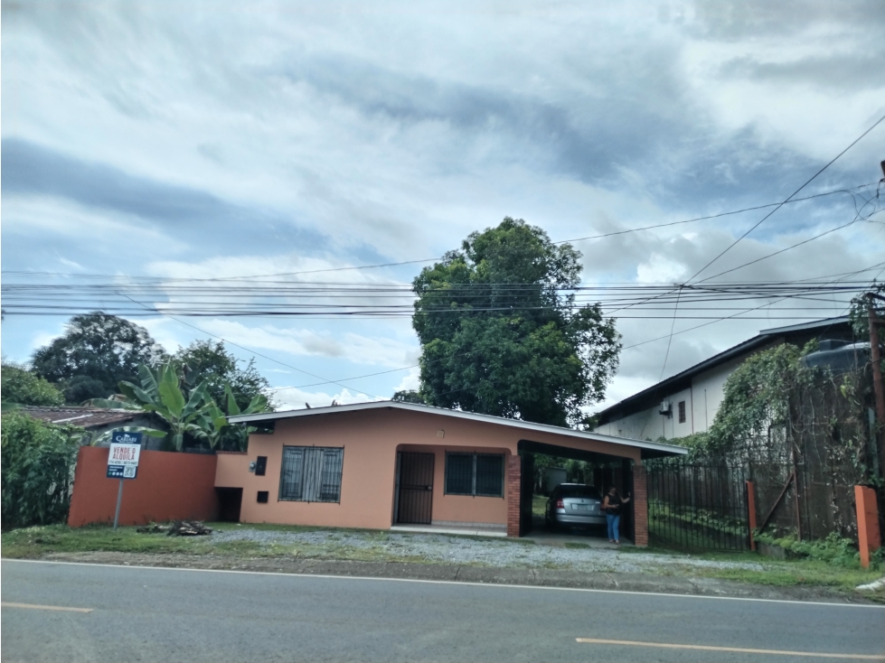 Propiedad Comercial en Venta atrás Calle F Sur
