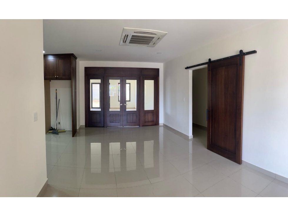 Casa en Esquina en Venta Vía Principal Villa Mercedes - 1