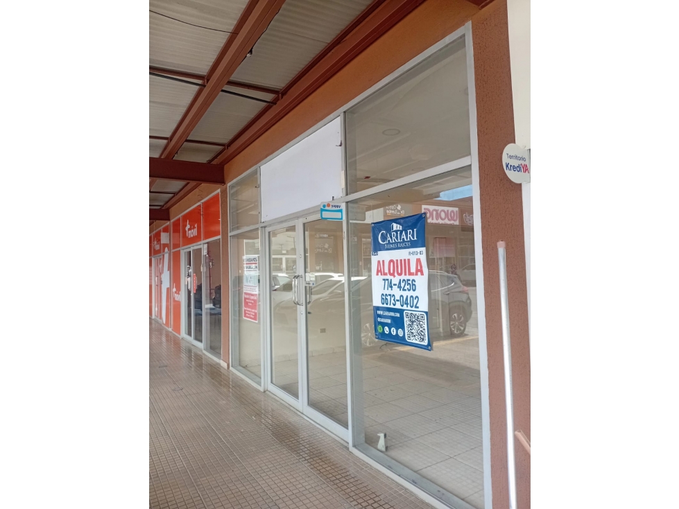 Local Comercial 69.95 M2 Plaza F 507
