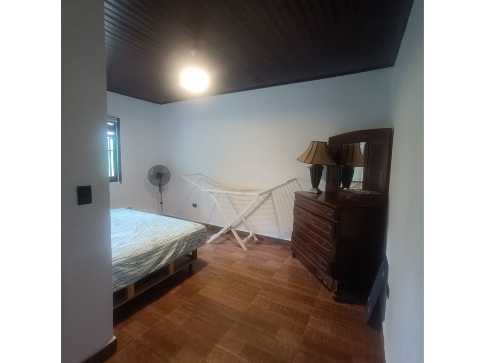 Casa en Venta en Balita, Tinajas Amplio Terreno y Finos Acabados — foto 2