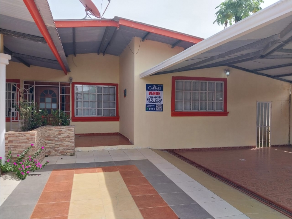 Casa en Venta en La Arboleda Primera Etapa