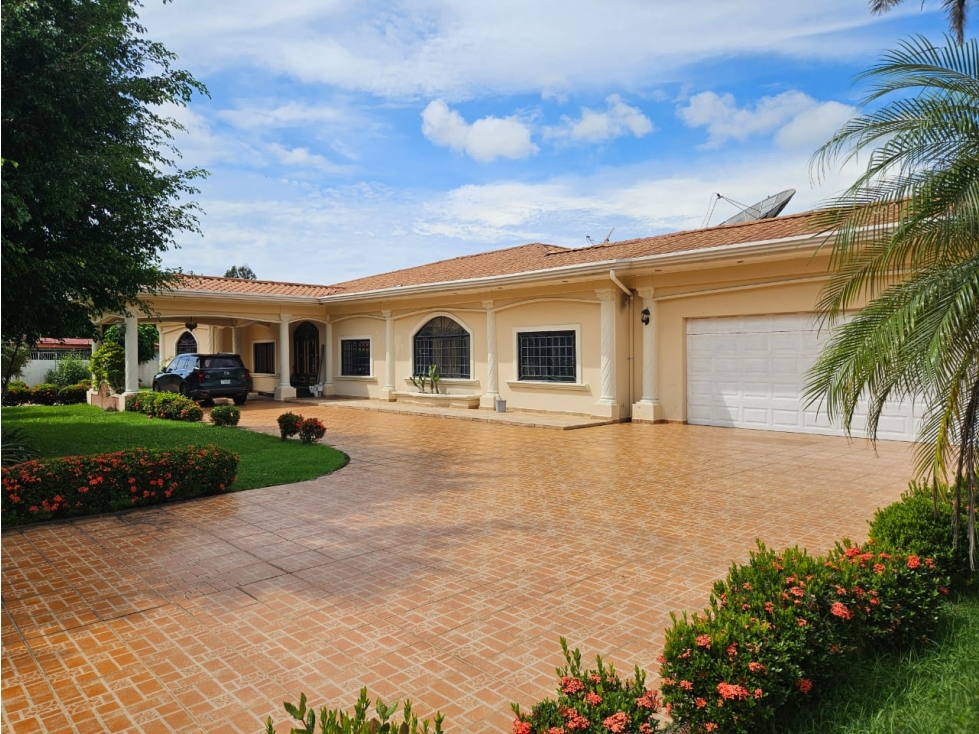 Casa en Urbanización San Vicente Alquiler o Venta