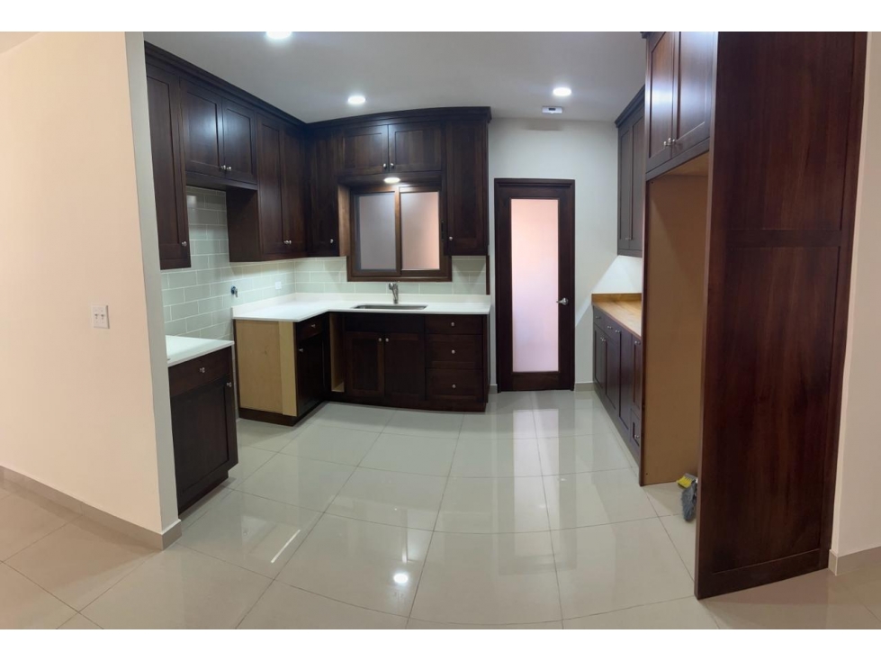 Casa en Esquina en Venta Vía Principal Villa Mercedes - 3