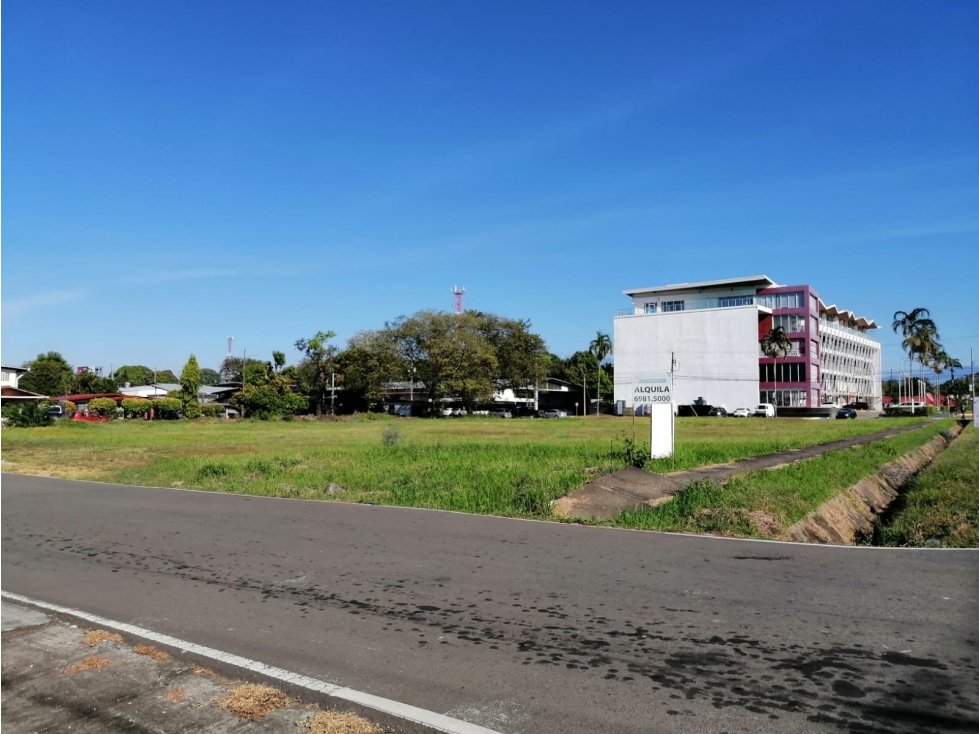 Lote en alquiler en Santa Cruz, vía Boquete David Chiriquí - 1