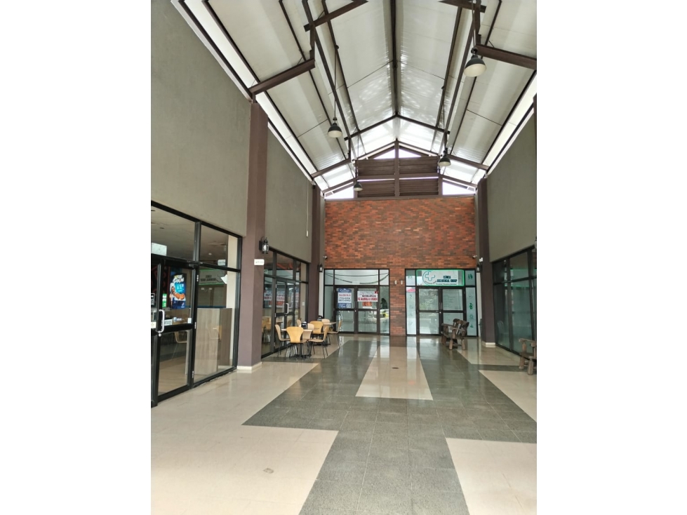 LOCAL PPH LA PLAZA LOS AGARROBOS - 4