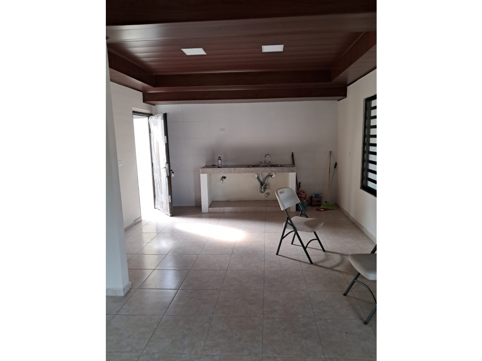 CASA EN VENTA DOLEGUITA USO COMERCIAL O RESIDENCIAL - 3