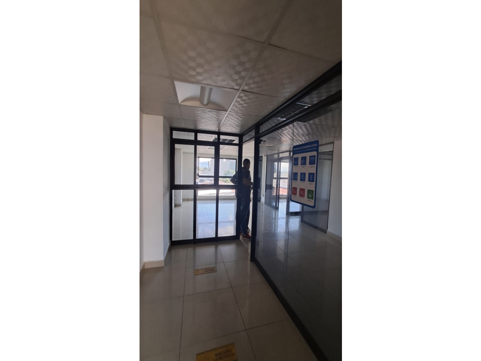 Oficinas Premium en Torre Canal Bank - 6