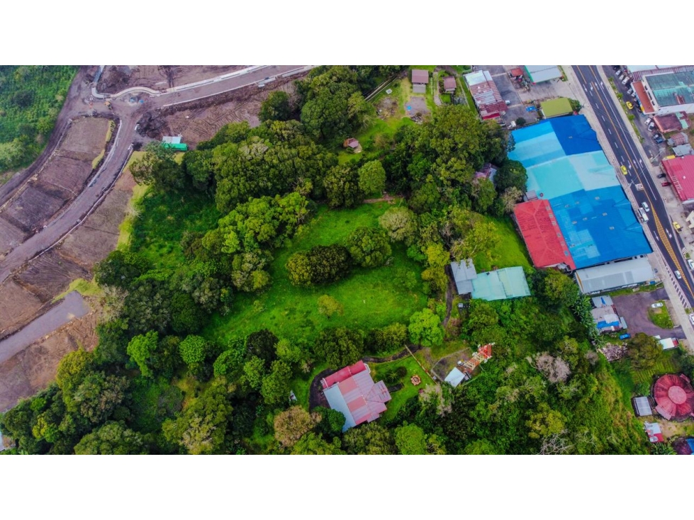 Finca de 10,910 m² en Volcán Centro, con acceso a la vía principal - 3