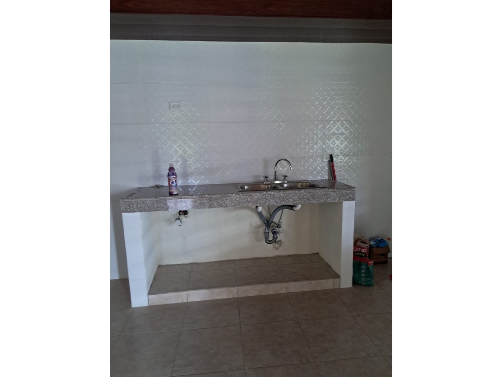 CASA EN VENTA DOLEGUITA USO COMERCIAL O RESIDENCIAL - 6