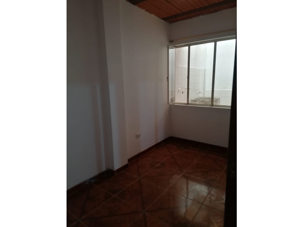 SE ARRIENDA APARTAMENTO BARRIO LA PAZ, SIBATÉ — foto 2