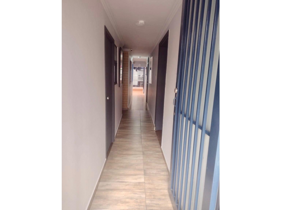 CASA EN VENTA EN BOGOTA QUEDAS GALERIAS — foto 4