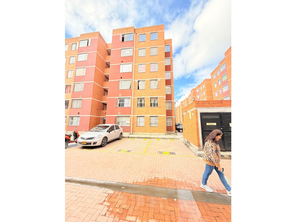 SE VENDE APARTAMENTO B: CIUDAD LATINA - SOACHA