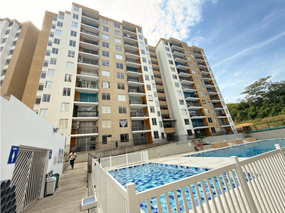 SE ARRIENDA APARTAMENTO NUEVO EN MELGAR - 1