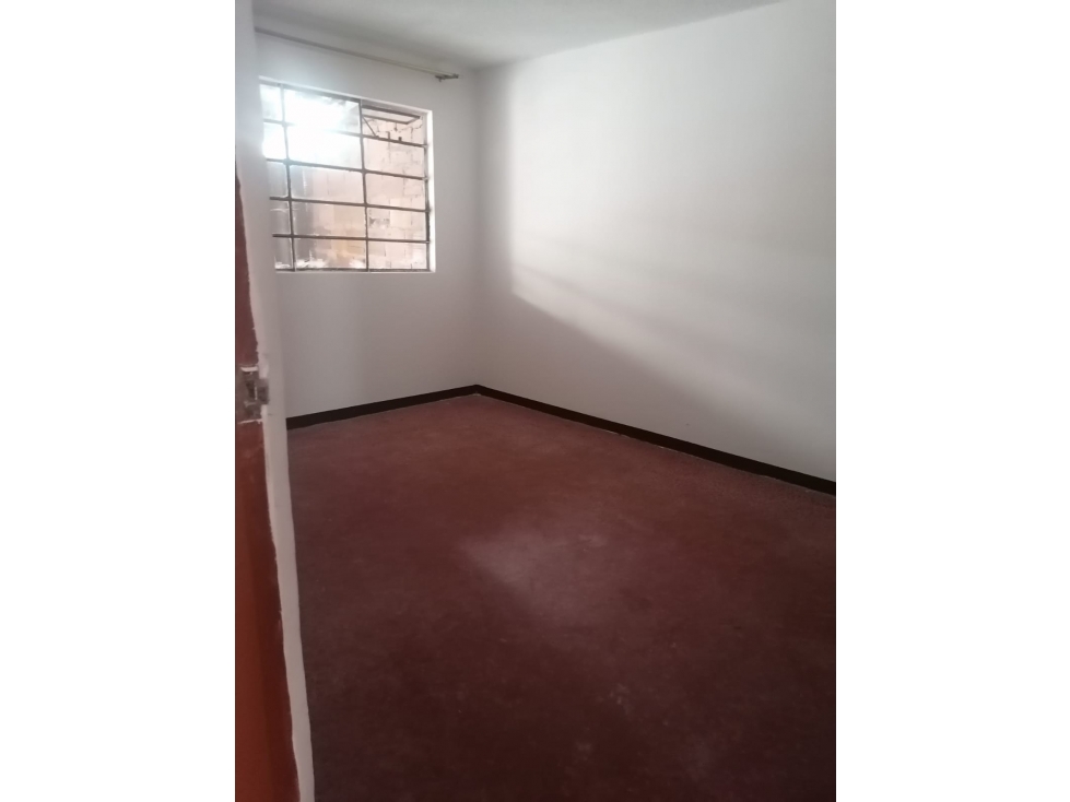APARTAMENTO PARA ARRIENDO /B. EL PROGRESO / 2do PISO SIBATE — foto 3