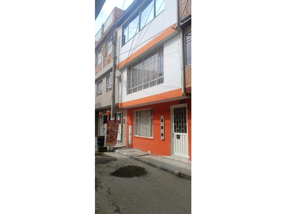 CASA BIFAMILIAR EN VENTA SOACHA