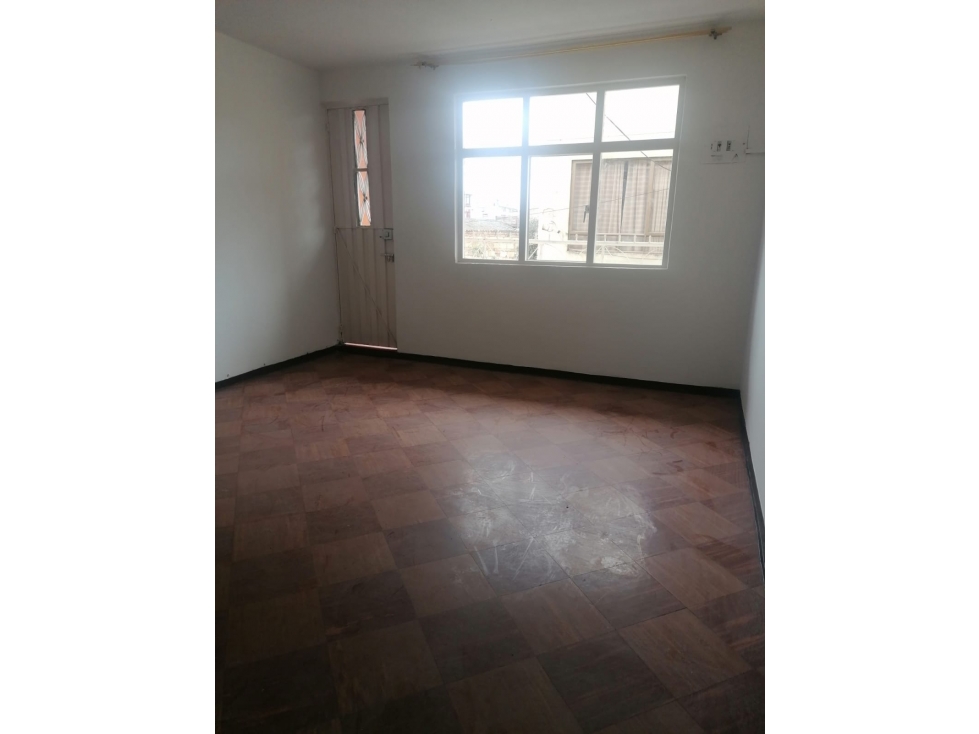 APARTAMENTO PARA ARRIENDO /B. EL PROGRESO / 2do PISO SIBATE — foto 5