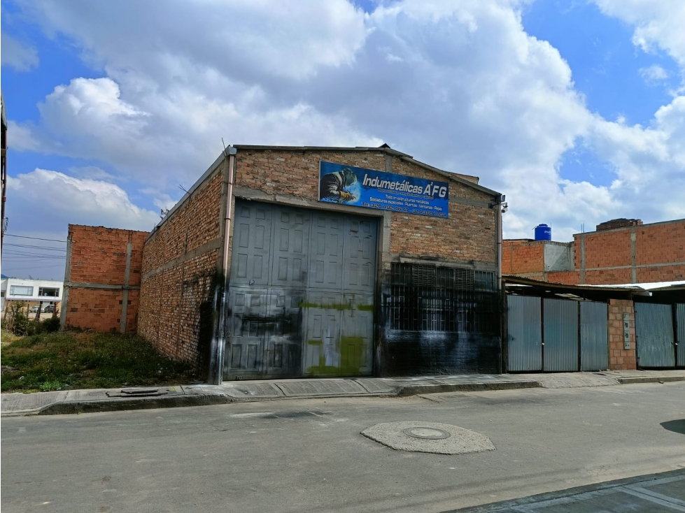 BODEGA JUNTO CON SU CASA EN VENTA SIBATE - 1