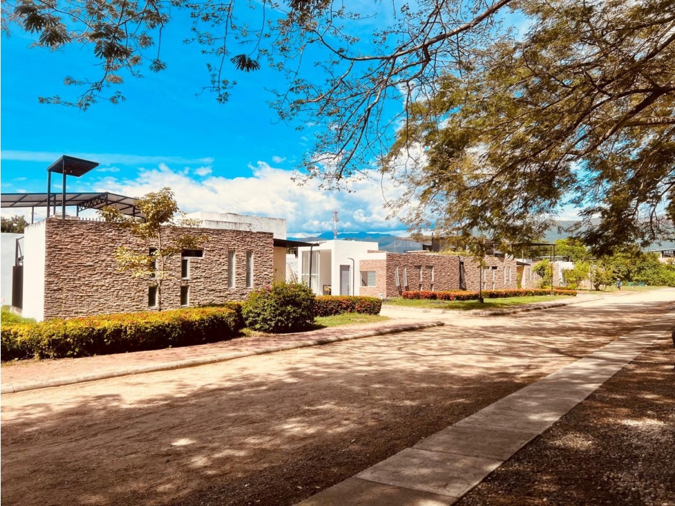 LOTE EN VENTA / CONDOMINIO MADERA VERDE RESORT -AGUA DE DIOS - 2
