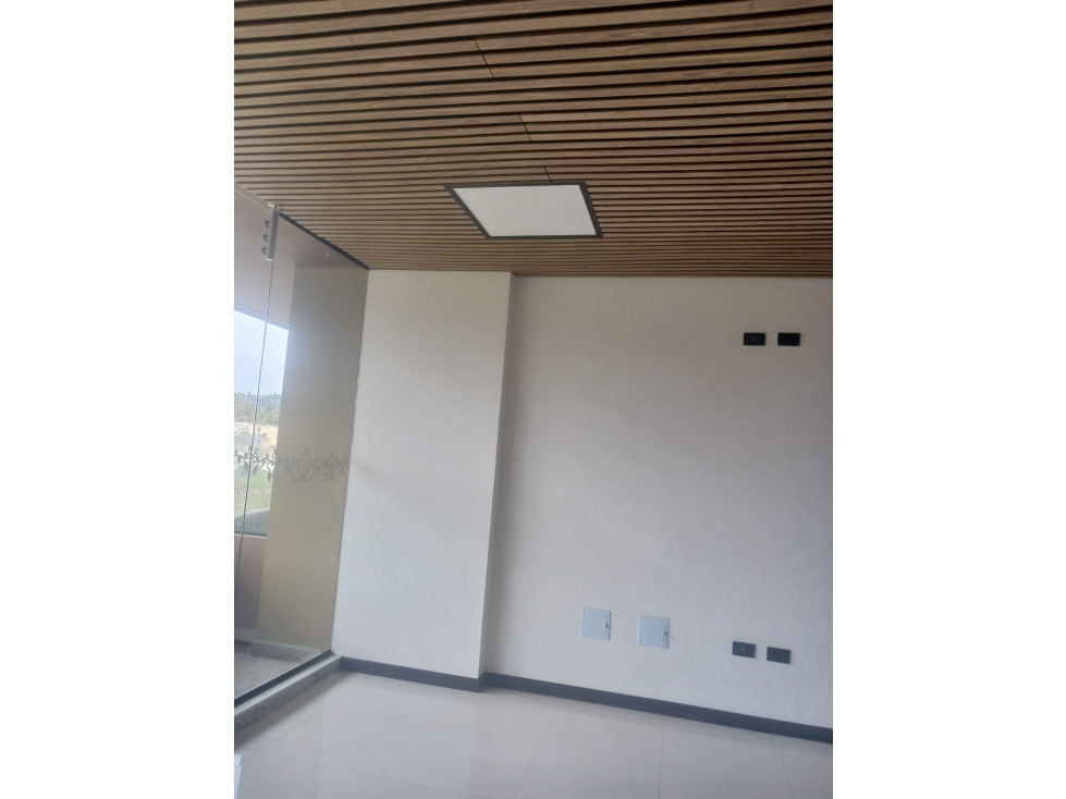 Venta Oficina / Local/ Consultorio Garden Tower Tunja - 5
