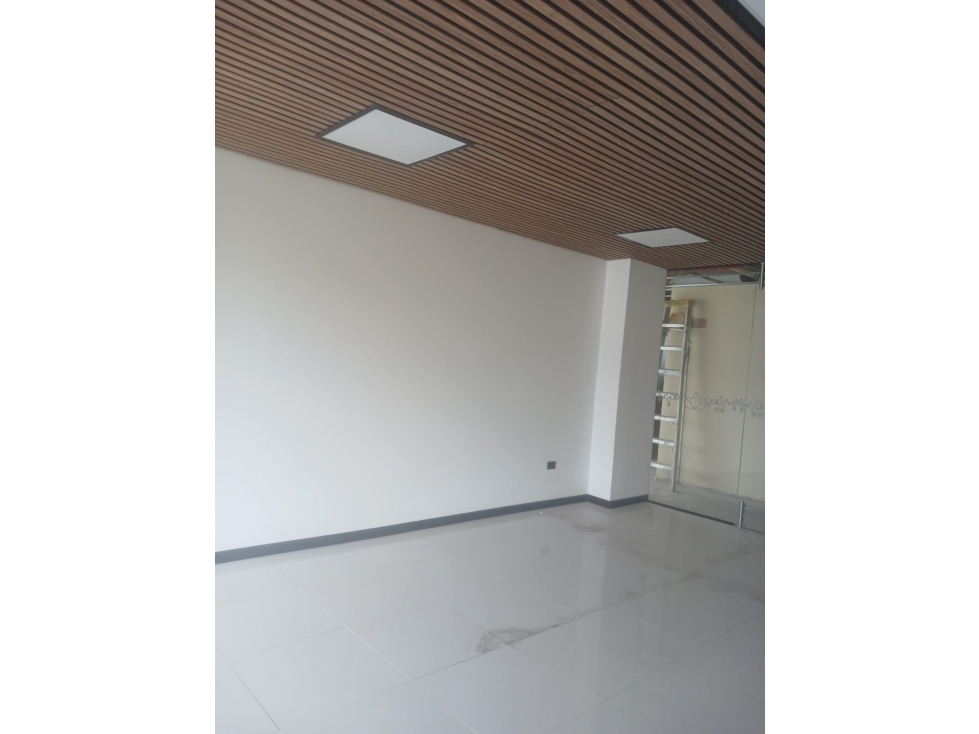 Venta Oficina / Local/ Consultorio Garden Tower Tunja - 6