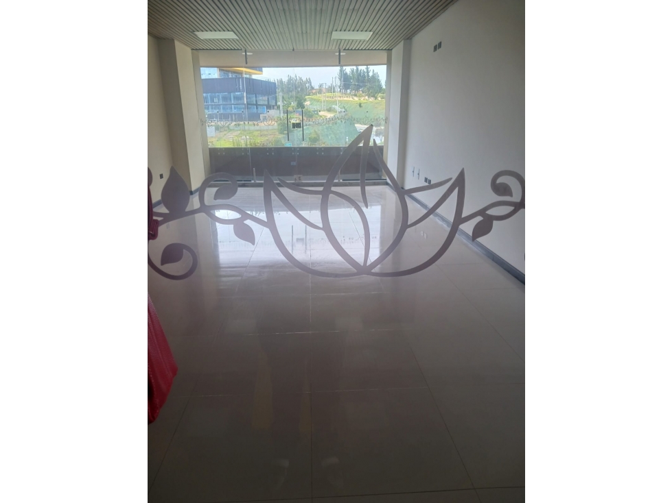 Venta Oficina / Local/ Consultorio Garden Tower Tunja - 2