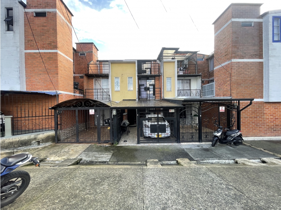 Casa Duplex Los Molinos de 3 Pisos