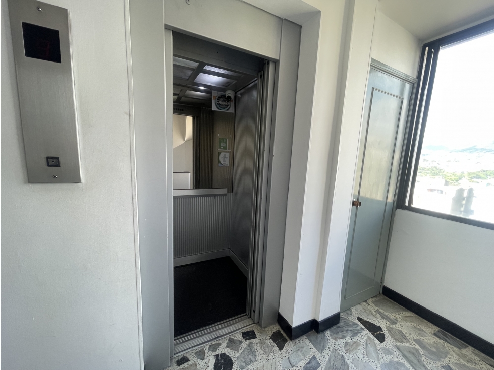 Apartamento centro Pereira con acsensor