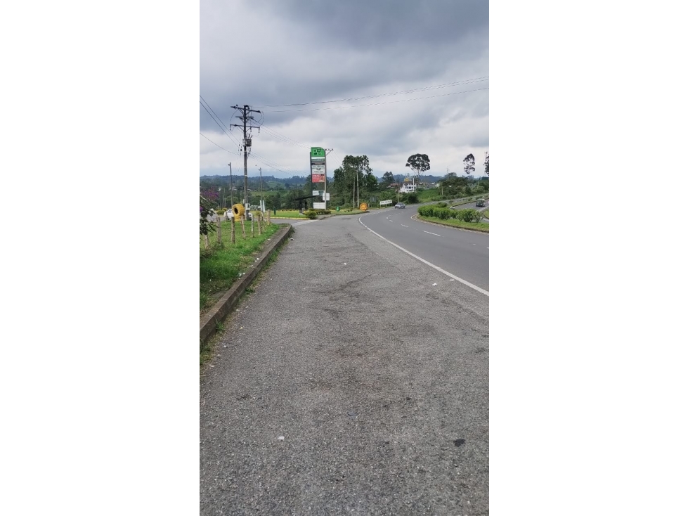 Lote, Via Armenia, Manzano — foto 2