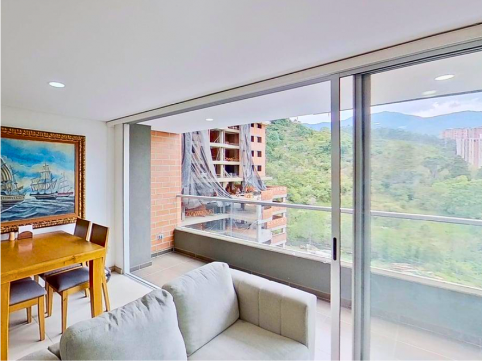 Apartamento en venta en Sabaneta - Tres Esquinas — foto 2